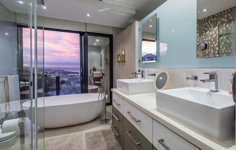 3 Bedroom Property for Sale in Linkside Western Cape